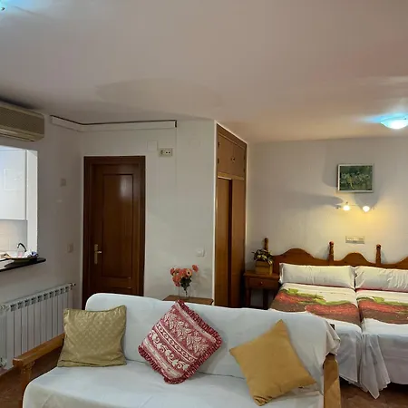 Turisticos Yamasol Фуэнхирола